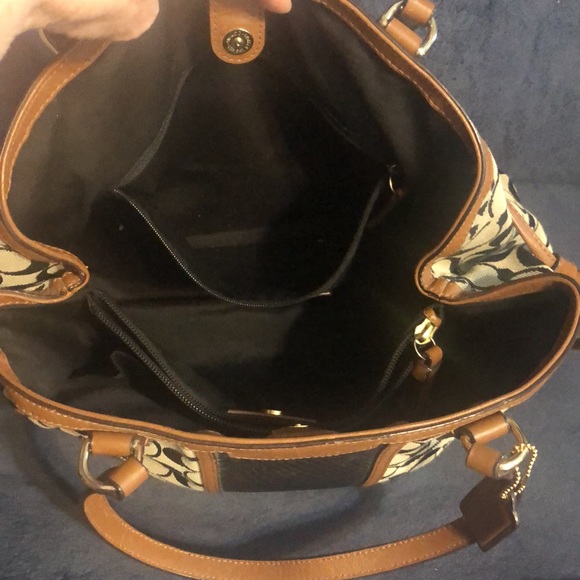 Gently used Coach signature Python Stripe Purse-w/drawstring & snap closure - Picture 10 of 13